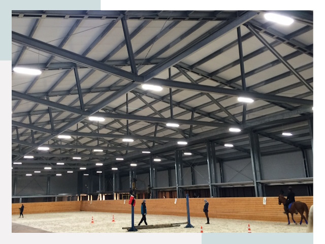 Строительство конных манежей от 642 руб в Кисловодск